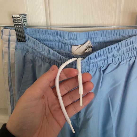 Adidas - Picture 4 of 8